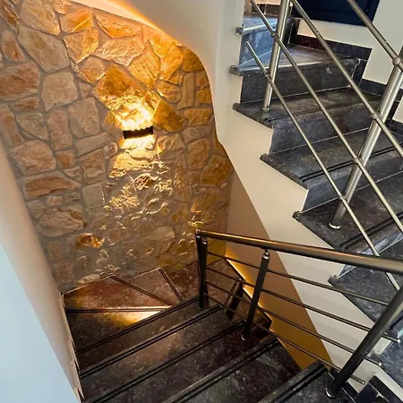 Niamaris, Deluxe, Sea View, Bbq, Private Pool, 80m To The